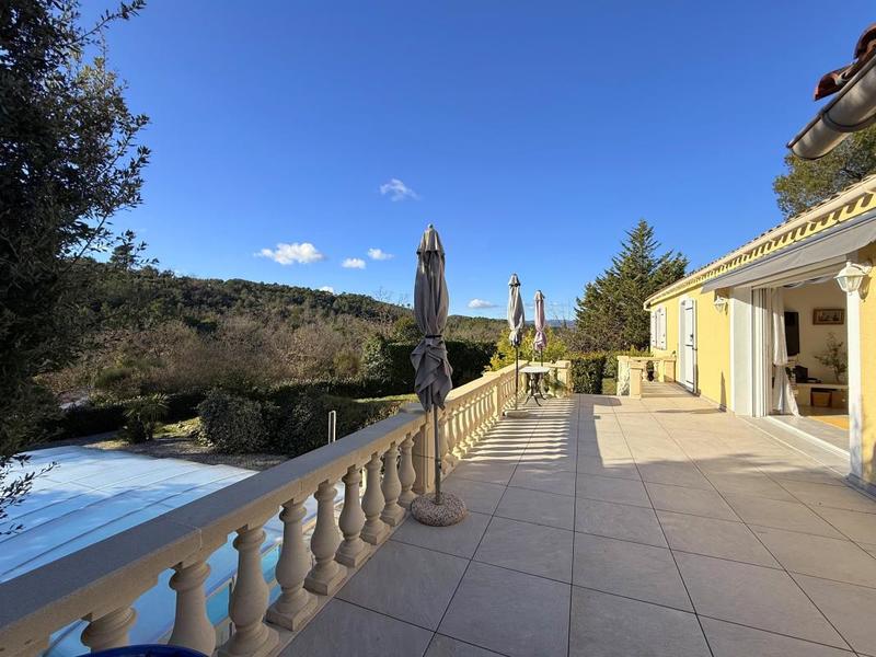 Maison - 144 m² - 6 pièces