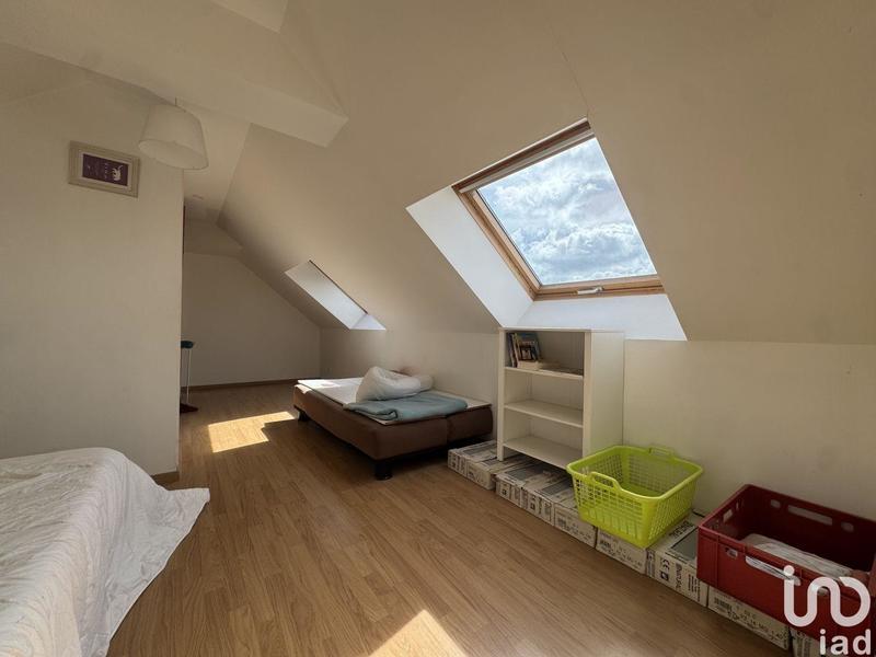 Maison - 247 m² - 8 pièces