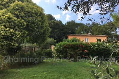 Villa - 140 m² - 6 pièces