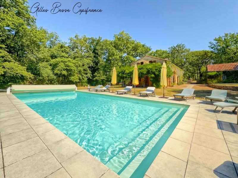 Maison - 150 m² - 5 pièces