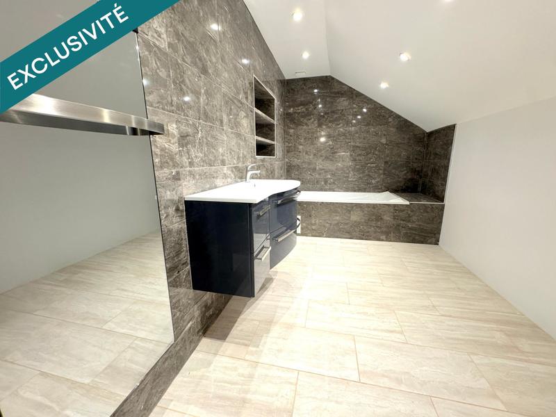 Maison de village - 142 m² - 6 pièces