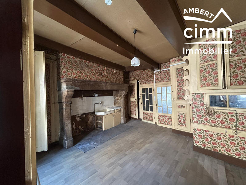 Maison - 195 m² - 9 pièces