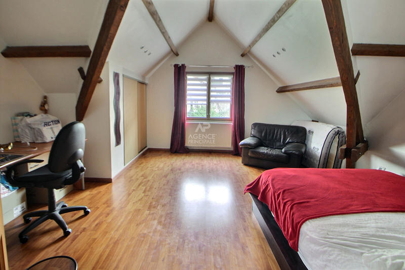 Maison - 136 m² - 5 pièces