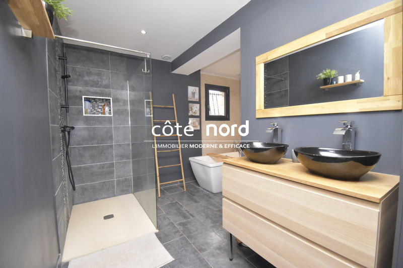 Villa - 198 m² - 7 pièces