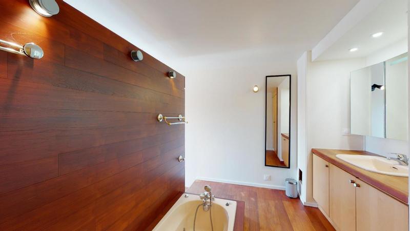 Appartement - 153 m² - 7 pièces