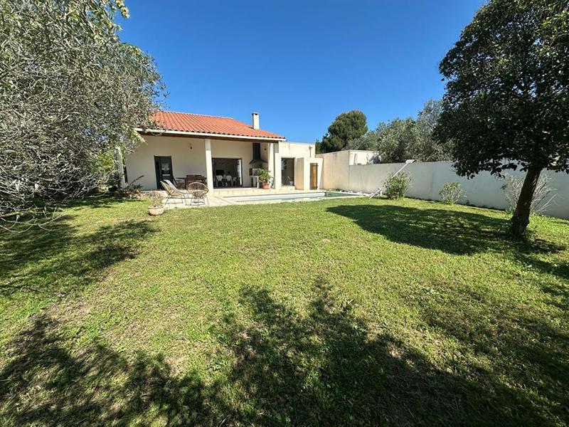Villa - 186 m² - 8 pièces