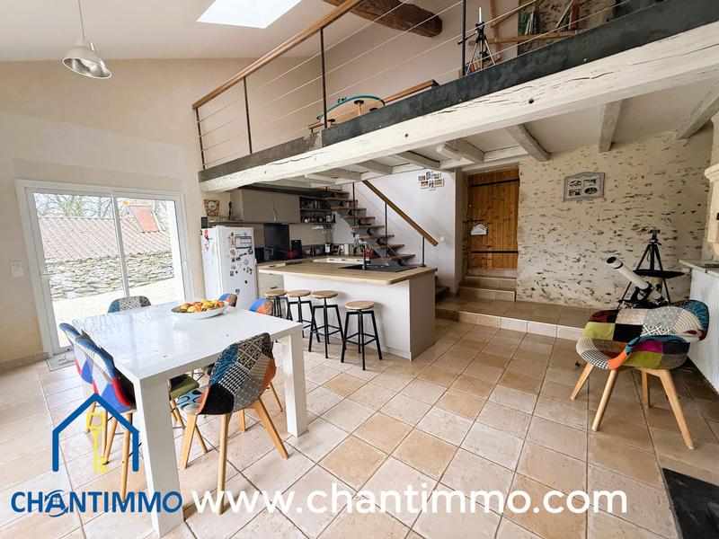 Maison ancienne - 200 m² - 7 pièces