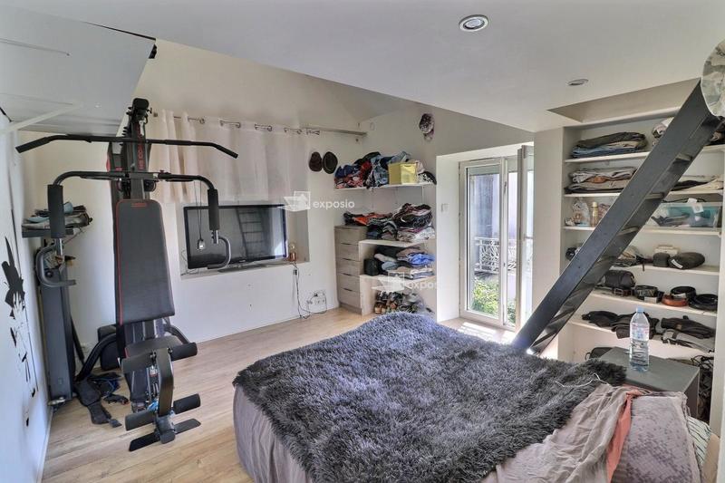 Maison - 175 m² - 6 pièces