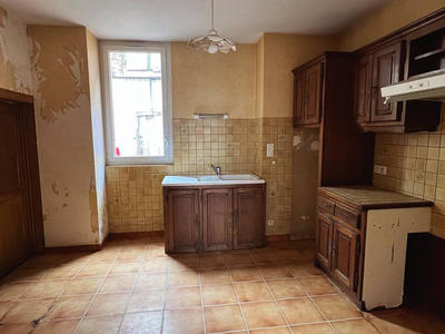 Maison - 110 m² - 6 pièces