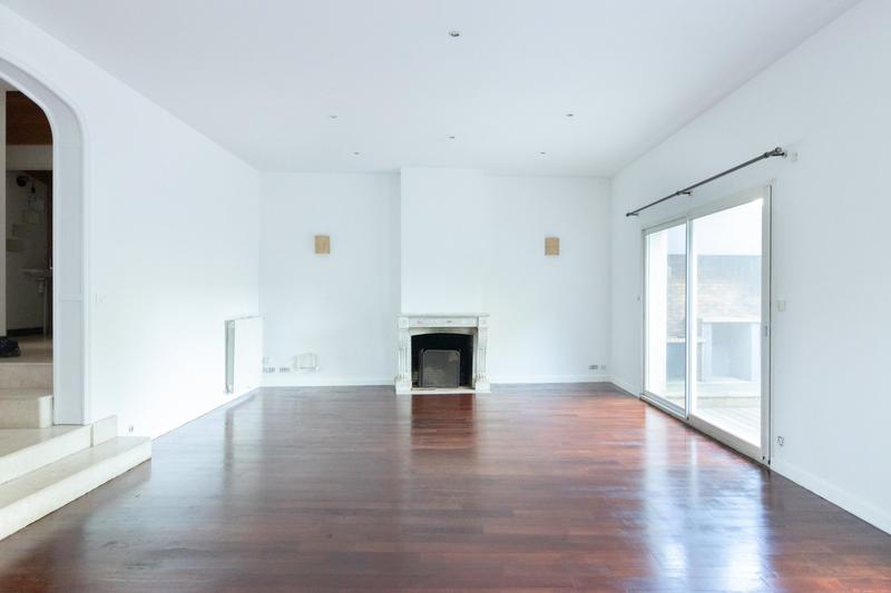 Maison - 200 m² - 8 pièces