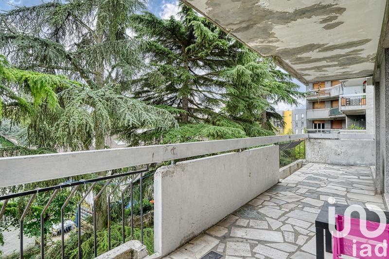 Appartement - 99 m² - 4 pièces