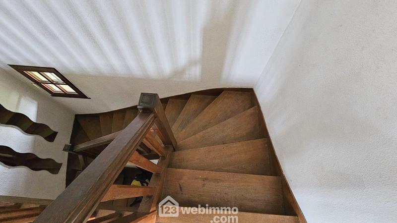 Maison - 172 m² - 6 pièces