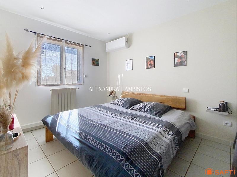 Maison - 248 m² - 10 pièces