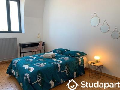 Chambre - 14 m² - 1 pièce