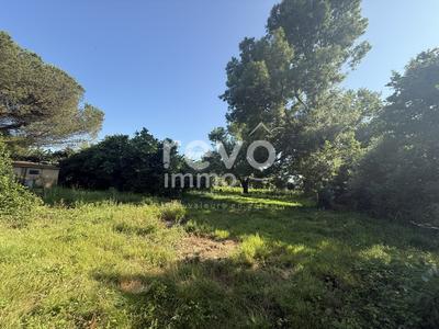 Terrain constructible - 1 134 m²