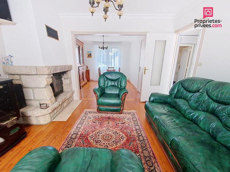 Maison - 95 m² - 5 pièces