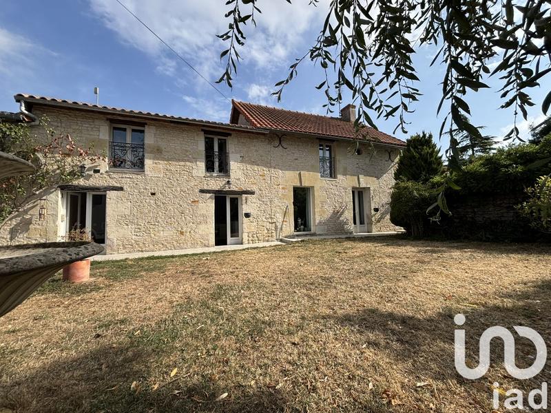 Maison - 205 m² - 11 pièces