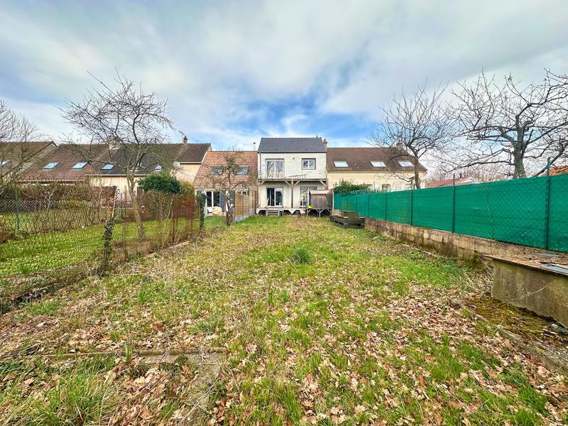 Maison traditionnelle - 91 m² - 4 pièces