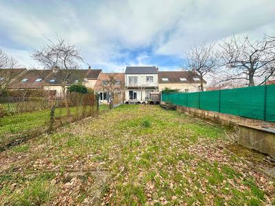 Maison traditionnelle - 91 m² - 4 pièces