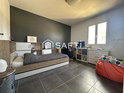 Maison - 106 m² - 5 pièces