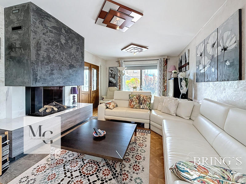 Maison - 189 m² - 5 pièces