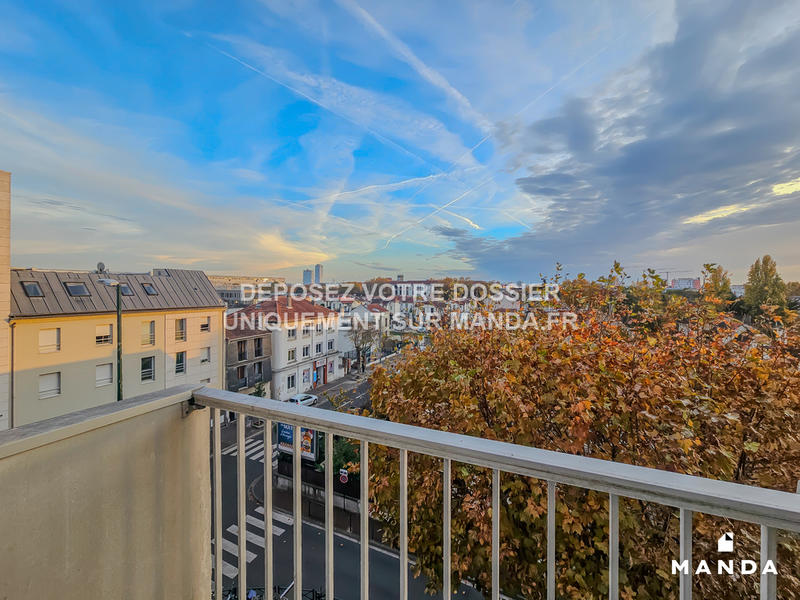 Chambre - 10 m² - 5 pièces