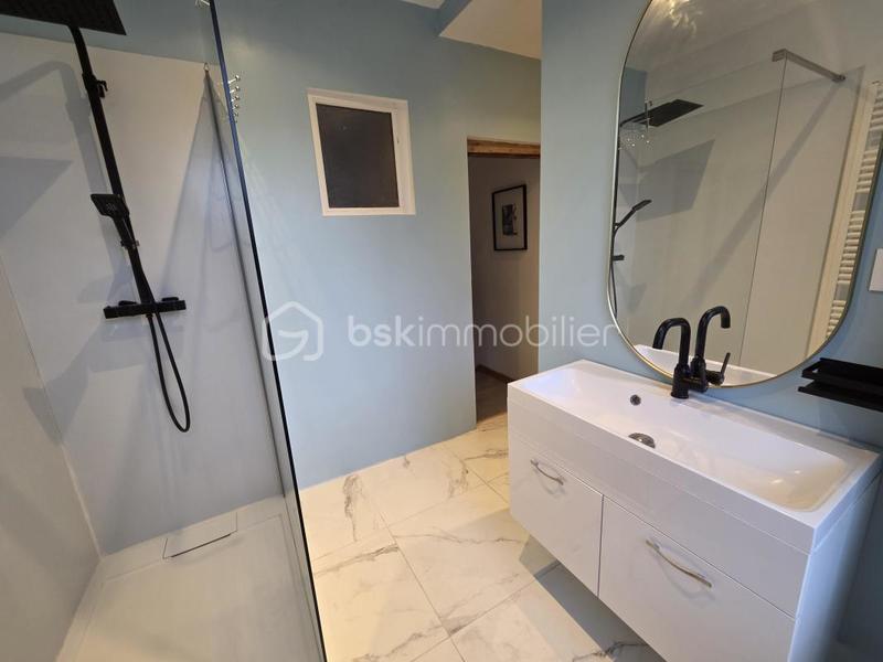 Maison - 98 m² - 5 pièces