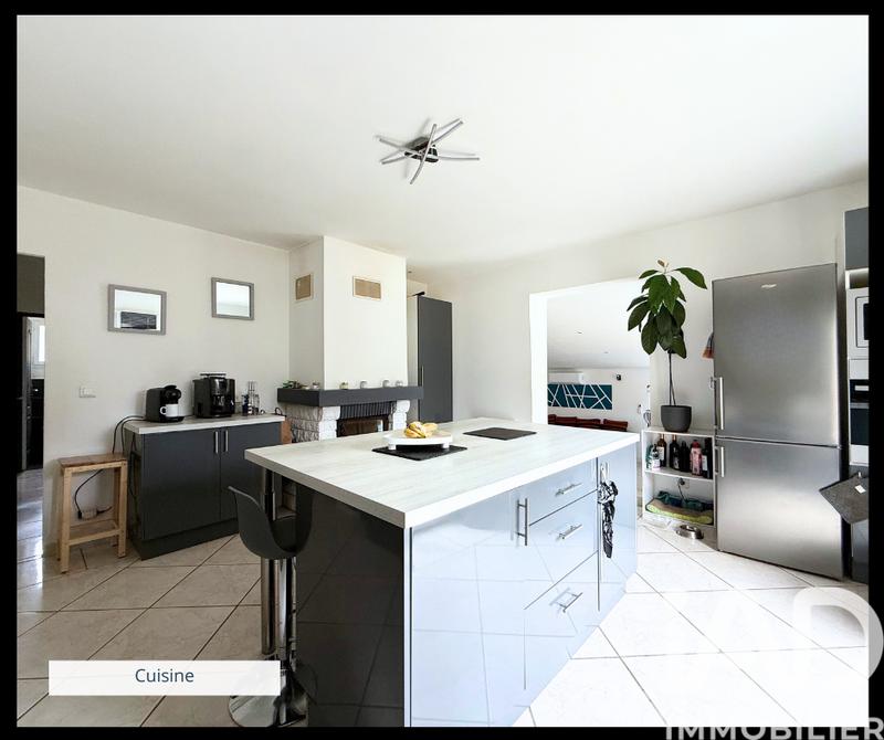 Maison - 141 m² - 5 pièces