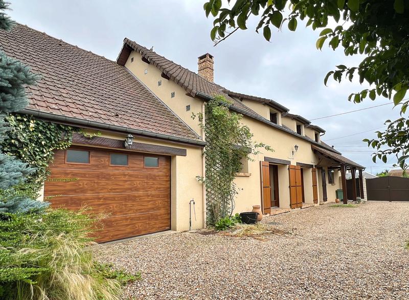 Maison ancienne - 161 m² - 7 pièces