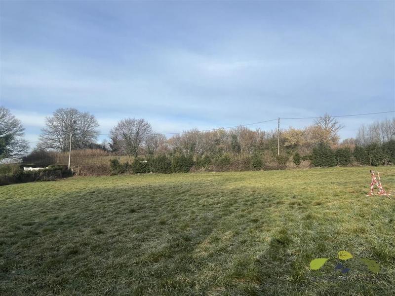 Terrain constructible - 2 217 m²