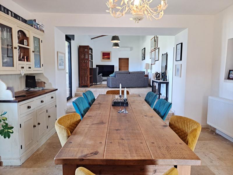 Maison - 198 m² - 7 pièces