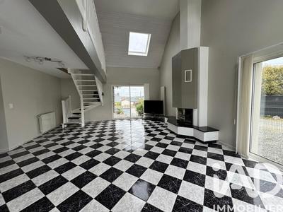 Maison - 137 m² - 5 pièces