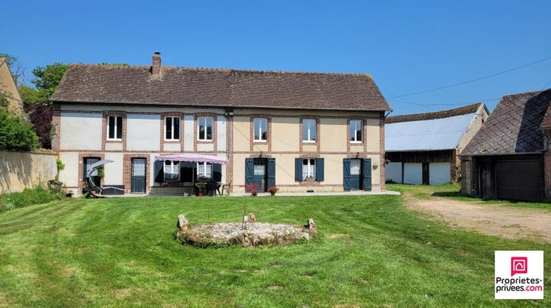 Maison - 239 m² - 8 pièces