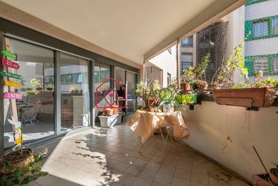 Appartement - 82 m² - 3 pièces