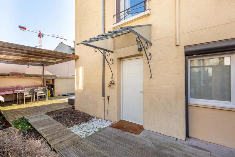 Maison - 92 m² - 3 pièces