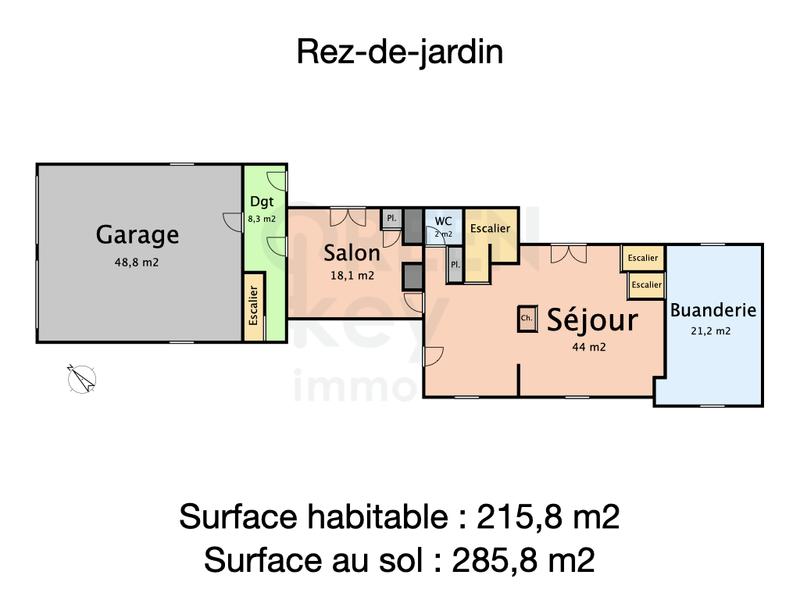 Maison - 216 m² - 7 pièces