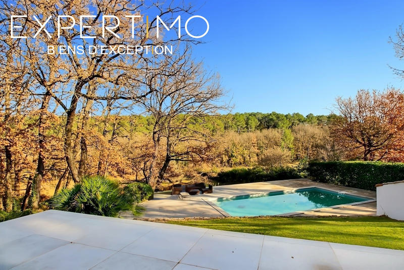 Villa - 200 m² - 6 pièces