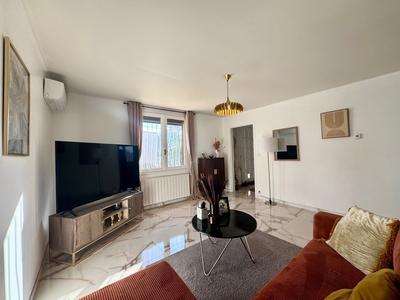 Maison - 145 m² - 7 pièces