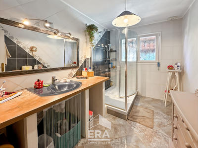 Maison - 124 m² - 7 pièces