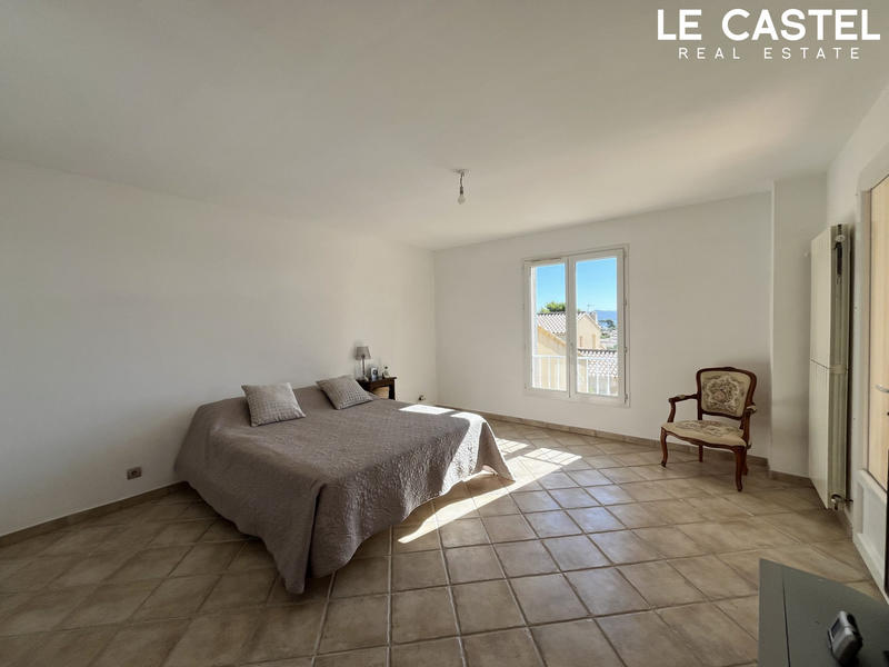 Maison - 190 m² - 6 pièces