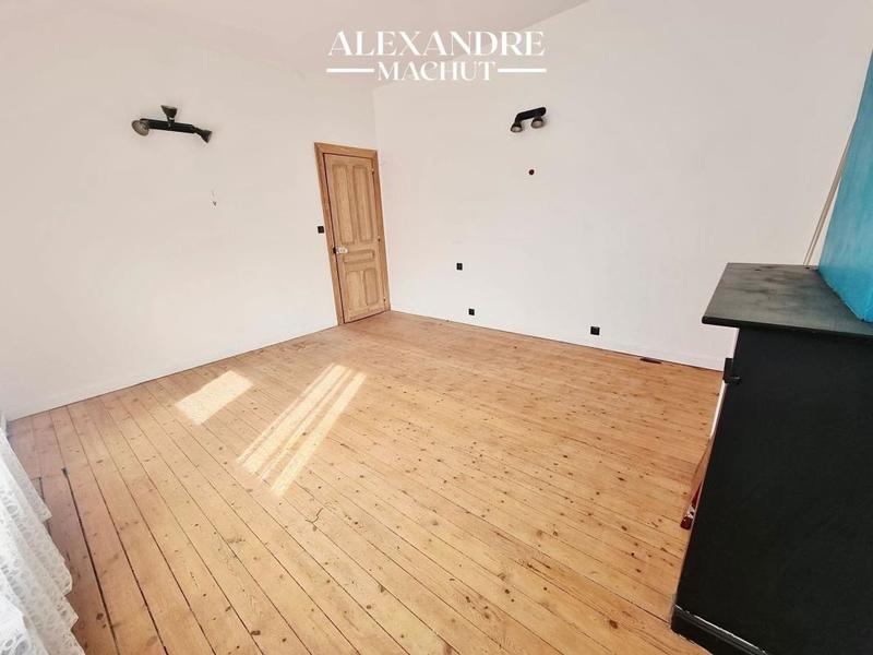 Maison - 183 m² - 7 pièces