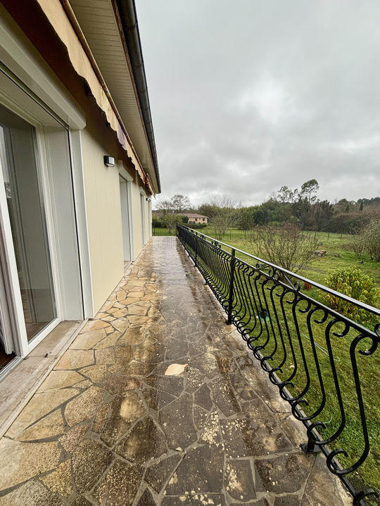 Maison - 120 m² - 5 pièces