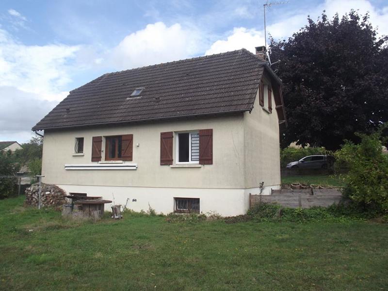 Maison - 92 m² - 5 pièces