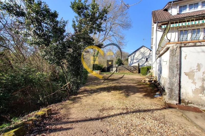 Maison - 149 m² - 7 pièces