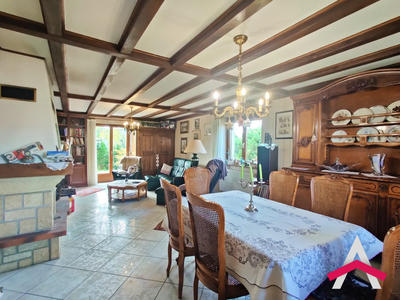 Maison - 128 m² - 5 pièces