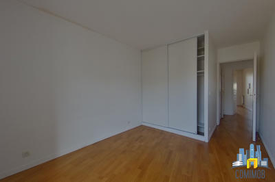Appartement - 86 m² - 4 pièces