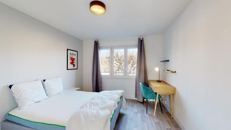 Appartement - 82 m² - 5 pièces