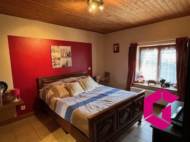 Maison ancienne - 204 m² - 8 pièces