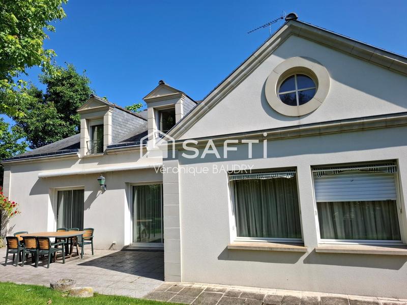 Maison - 160 m² - 6 pièces