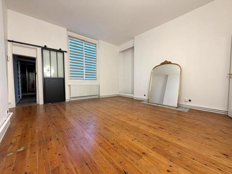 Appartement - 81 m² - 3 pièces